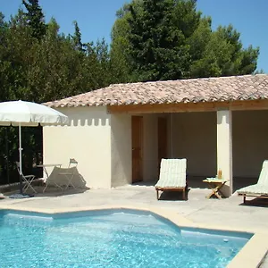 https://loustalet-de-sylvie.fr-provencehotel.com